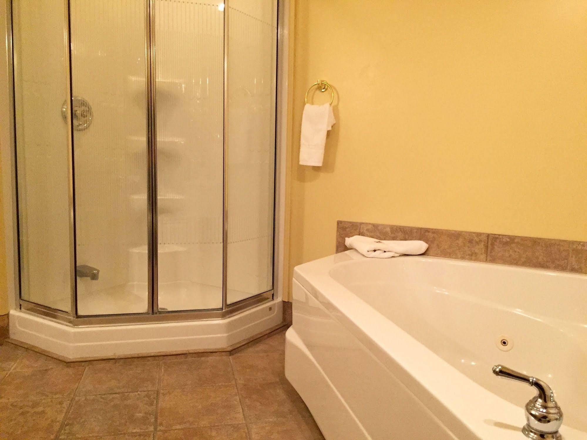 The Annex Room Suites Stratford Esterno foto