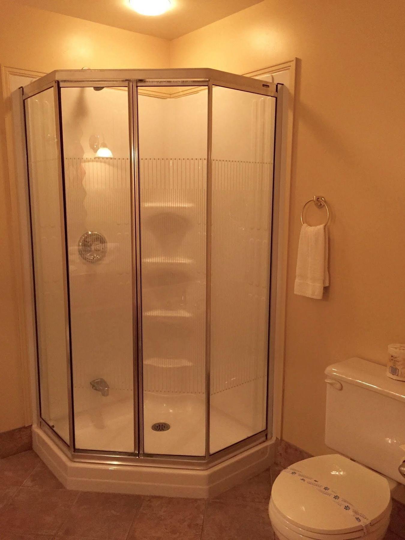 The Annex Room Suites Stratford Esterno foto